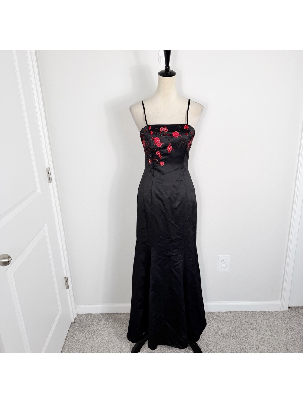 Vintage Y2K 90s Betsy Adam Prom Dress Maxi Gown Black Red Flowers Whimsigoth 4